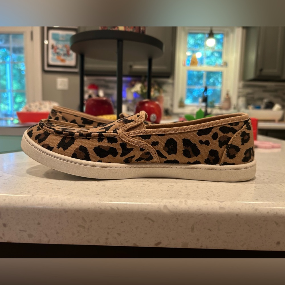 LEOPARD PRINT SLIP ONS - Picture 6 of 6